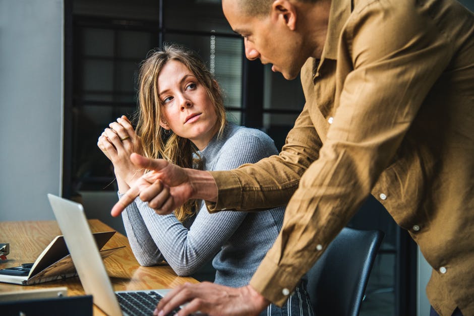 6 Ways Mesmerizing Leaders Quickly Build Trust!